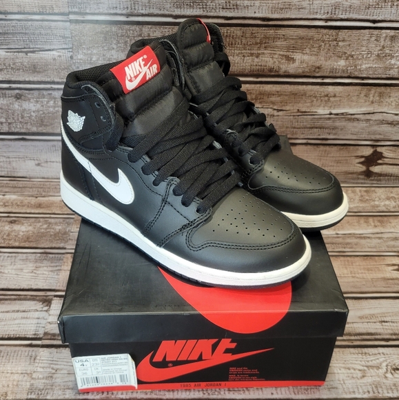 Jordan 1 Retro Yin Yang Black - Picture 3 of 9
